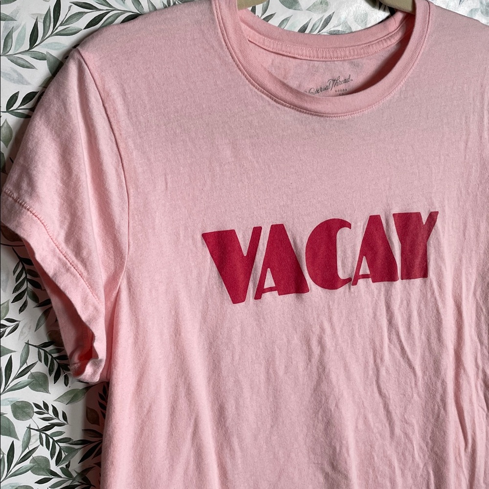 Universal Thread Light Pink T-Shirt - Picture 3 of 3